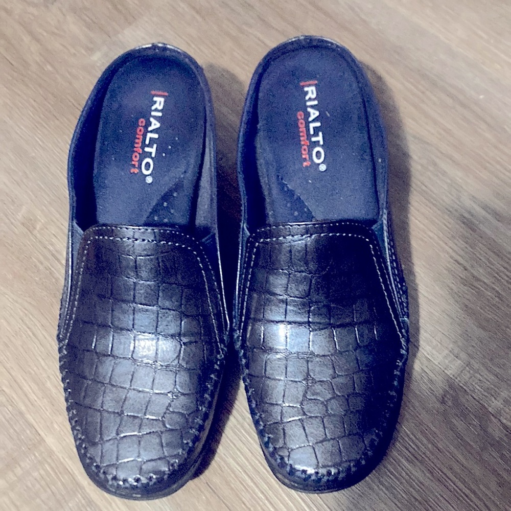 Rialto Comfort Faux Leather Slip On Mules
